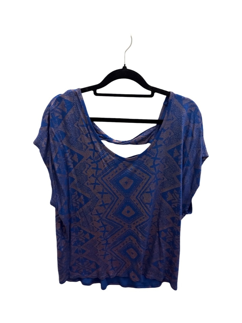 Daytrip Blue Geometric Short Sleeve Top XL but fits like a M